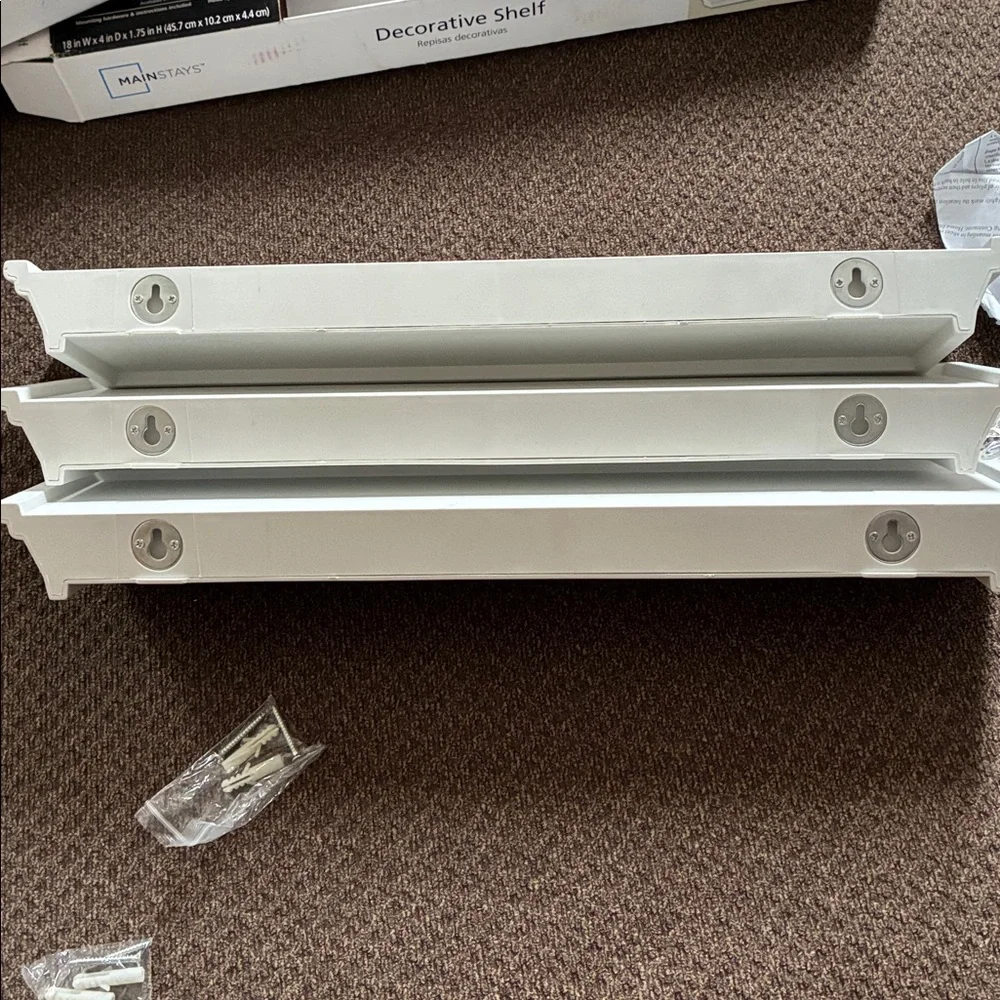 Set of 3 Mainstays White Decorative Floating Shelves (NIB, Minor Flaw on One)